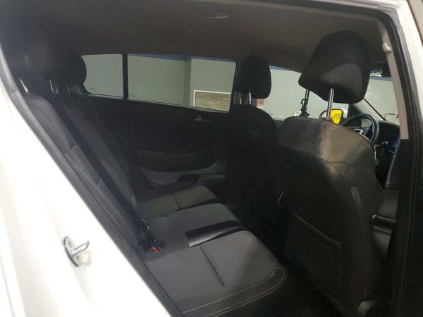 2017 KIA SPORTAGE L LX