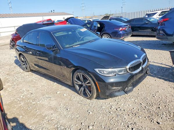 2022 BMW 330E