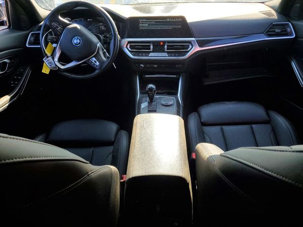 2022 BMW 330E