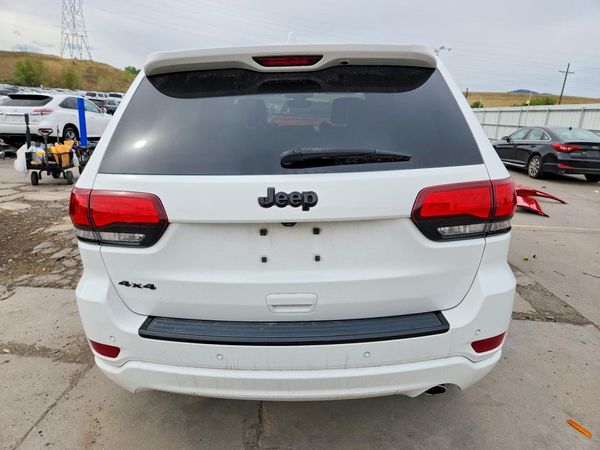 2018 JEEP GRAND CHEROKEE Laredo