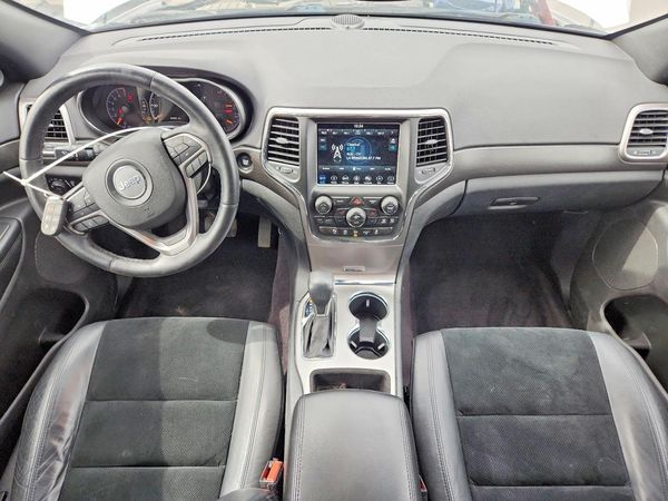 2018 JEEP GRAND CHEROKEE Laredo