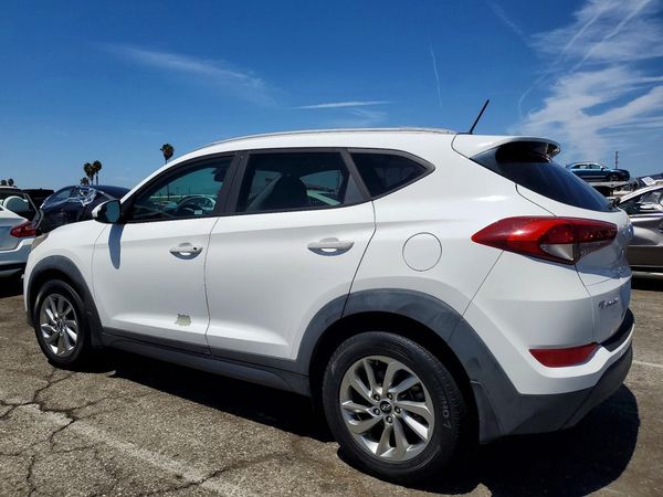 2016 HYUNDAI TUCSON
