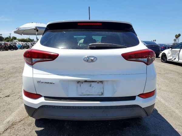 2016 HYUNDAI TUCSON