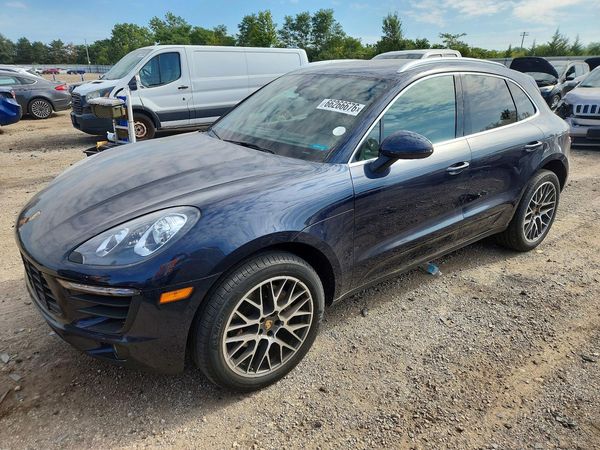 2018 PORSCHE MACAN Macan S