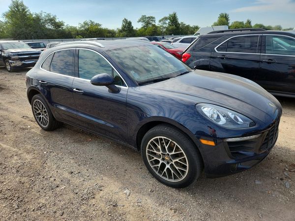 2018 PORSCHE MACAN Macan S