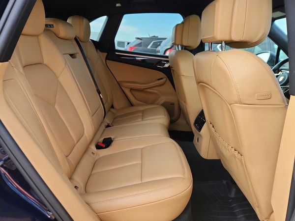 2018 PORSCHE MACAN Macan S