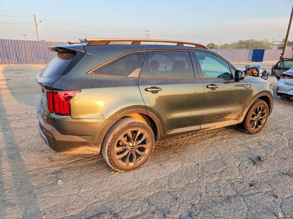 2023 KIA SORENTO