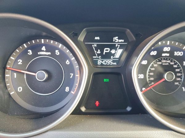 2014 HYUNDAI ELANTRA