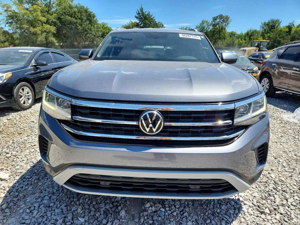 2022 VOLKSWAGEN ATLAS CROSS SPORT 4Motion SE w/ Tech
