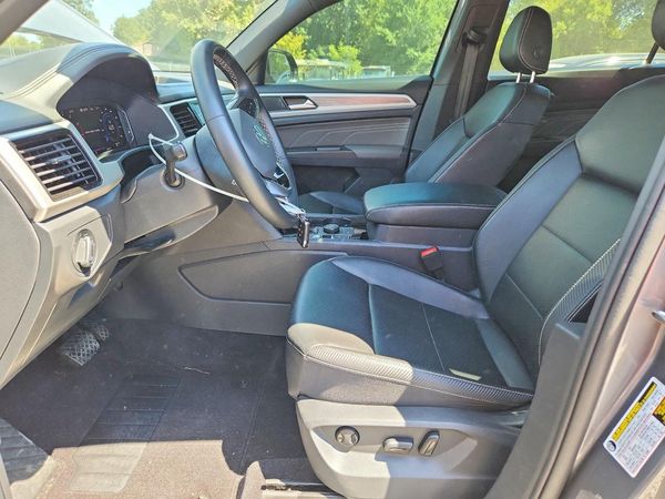 2022 VOLKSWAGEN ATLAS CROSS SPORT 4Motion SE w/ Tech