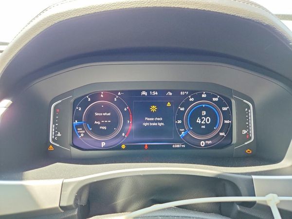 2022 VOLKSWAGEN ATLAS CROSS SPORT 4Motion SE w/ Tech