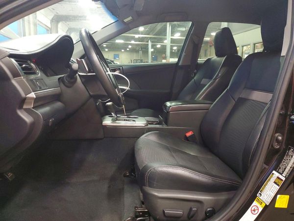 2013 TOYOTA CAMRY — DENT
