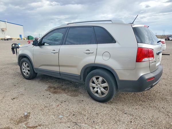 2013 KIA SORENTO Base / LX