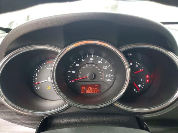 2013 KIA SORENTO Base / LX