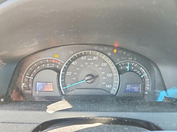 2012 TOYOTA CAMRY
