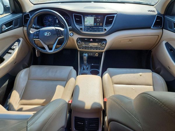 2018 HYUNDAI TUCSON