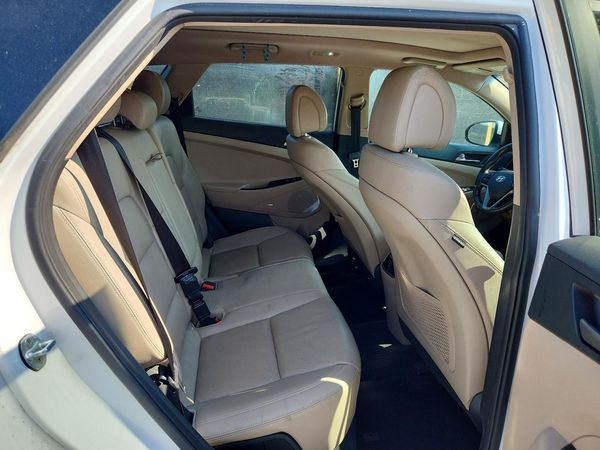 2018 HYUNDAI TUCSON