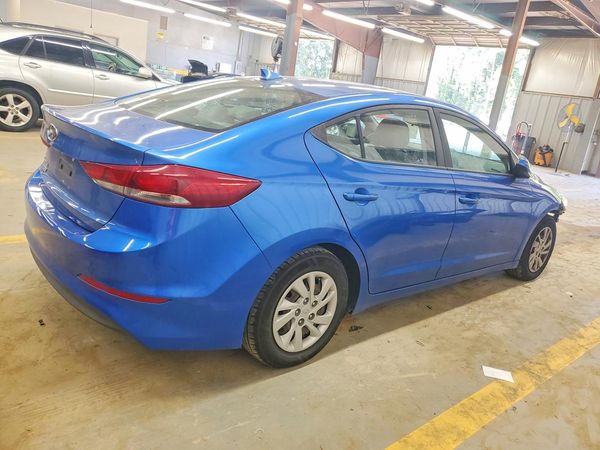 2017 HYUNDAI ELANTRA SE Base