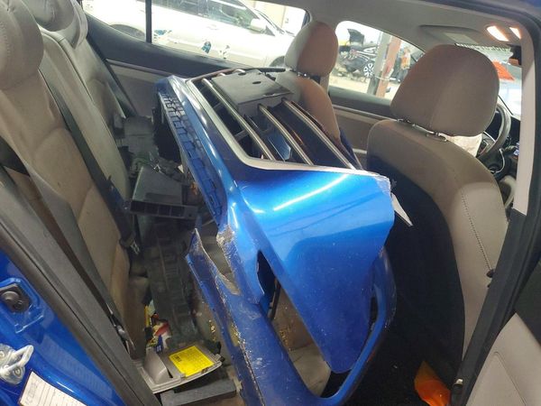 2017 HYUNDAI ELANTRA SE Base