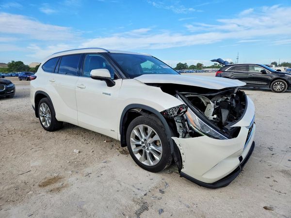 2021 TOYOTA HIGHLANDER Limited