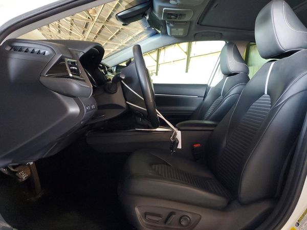 2020 TOYOTA CAMRY