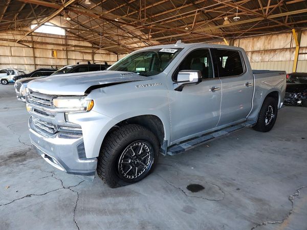 2020 CHEVROLET SILVERADO LTZ — Front 3/4