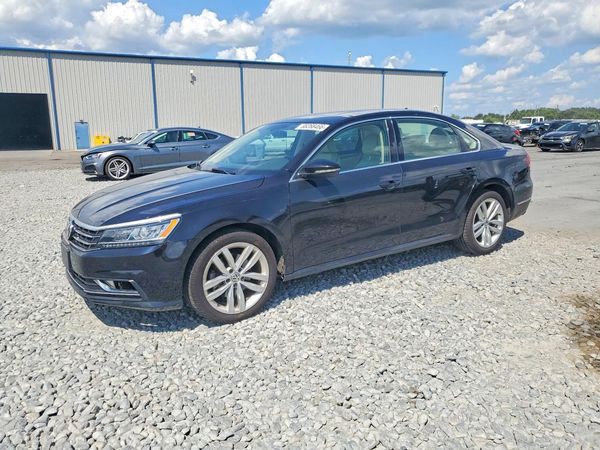 2018 VOLKSWAGEN PASSAT