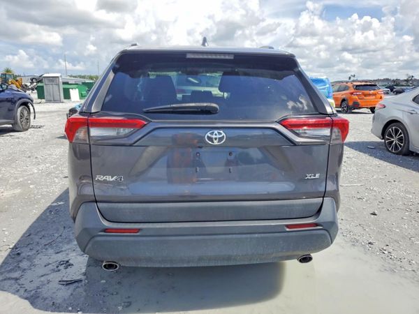 2021 TOYOTA RAV4 XLE — DIRR