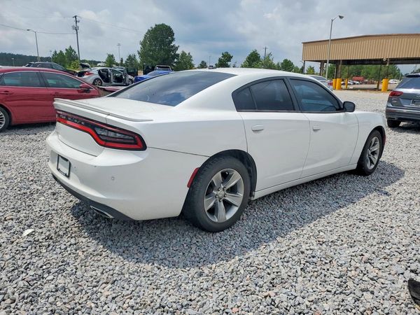 2015 DODGE CHARGER SE
