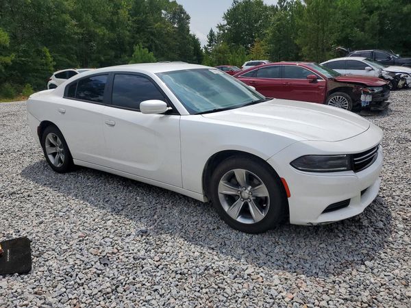 2015 DODGE CHARGER SE