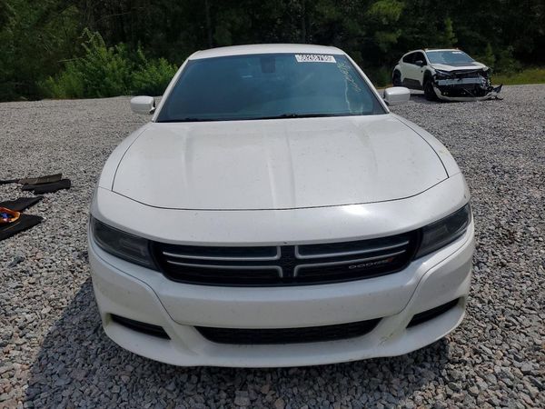 2015 DODGE CHARGER SE