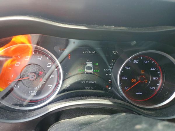2015 DODGE CHARGER SE
