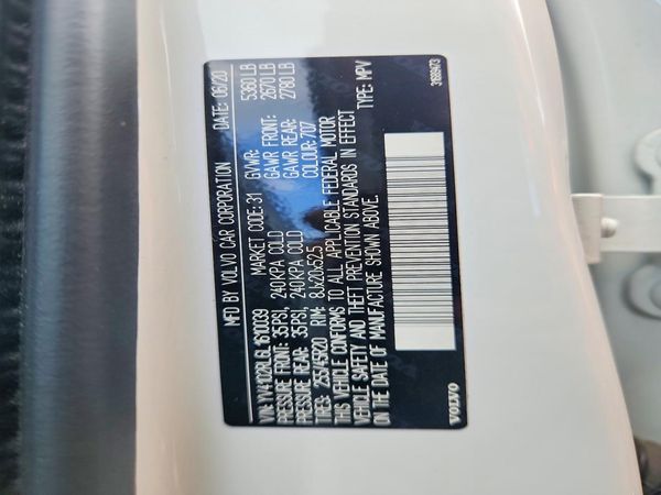 2020 VOLVO XC60 Inscription