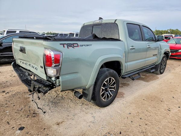 2022 TOYOTA TACOMA