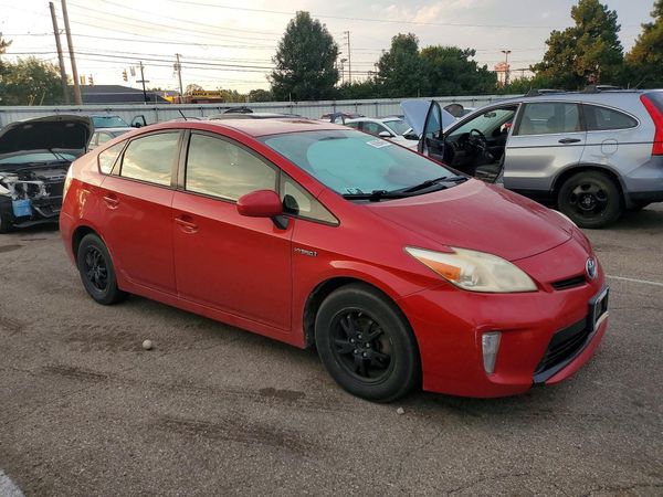 2013 TOYOTA PRIUS