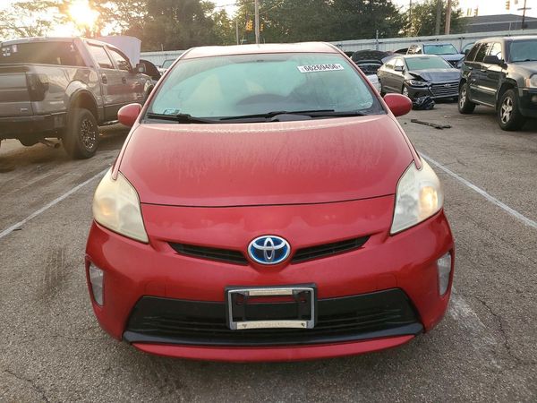 2013 TOYOTA PRIUS