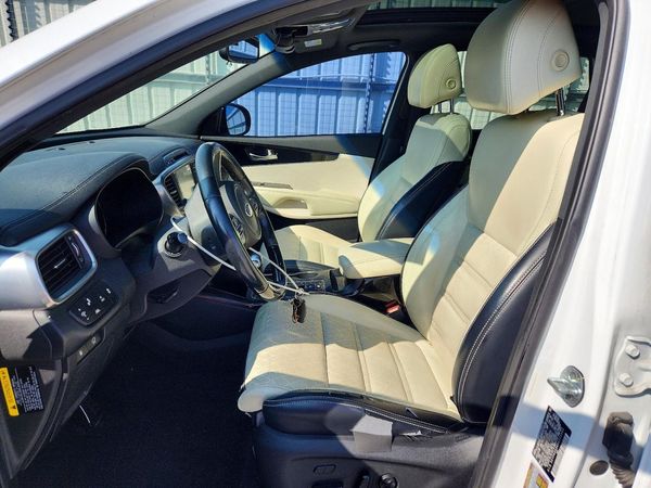 2017 KIA SORENTO