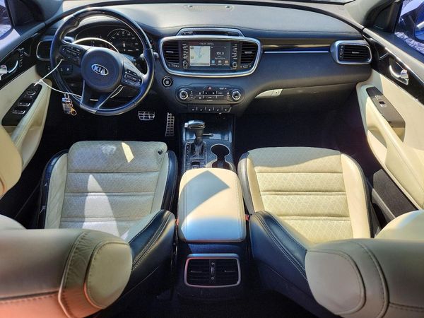 2017 KIA SORENTO