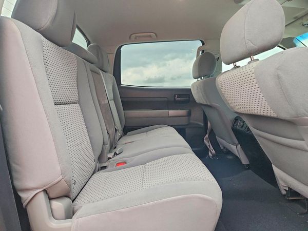 2013 TOYOTA TUNDRA SR5
