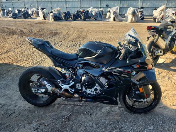 2026 BMW S 1000