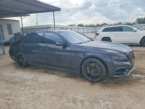 2015 MERCEDES-BENZ S-CLASS S550 — Passenger 3/4