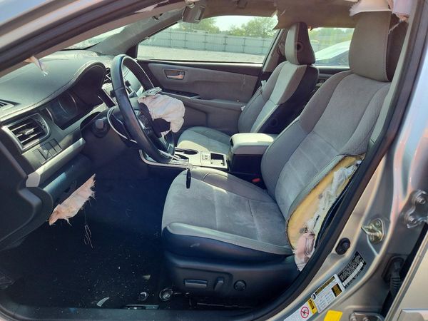 2017 TOYOTA CAMRY XLE/XSE — DENT