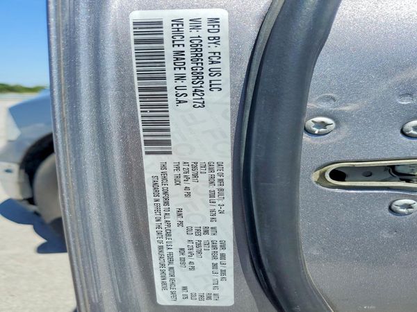 2024 RAM 1500 CLASSIC Tradesman