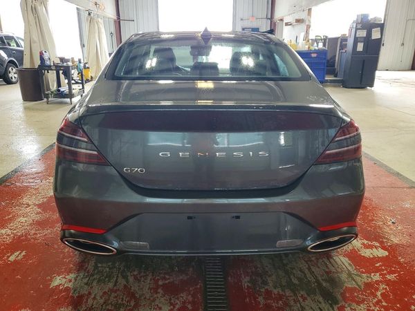 2025 GENESIS G70