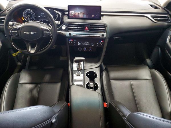 2025 GENESIS G70