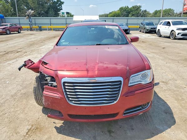 2014 CHRYSLER 300