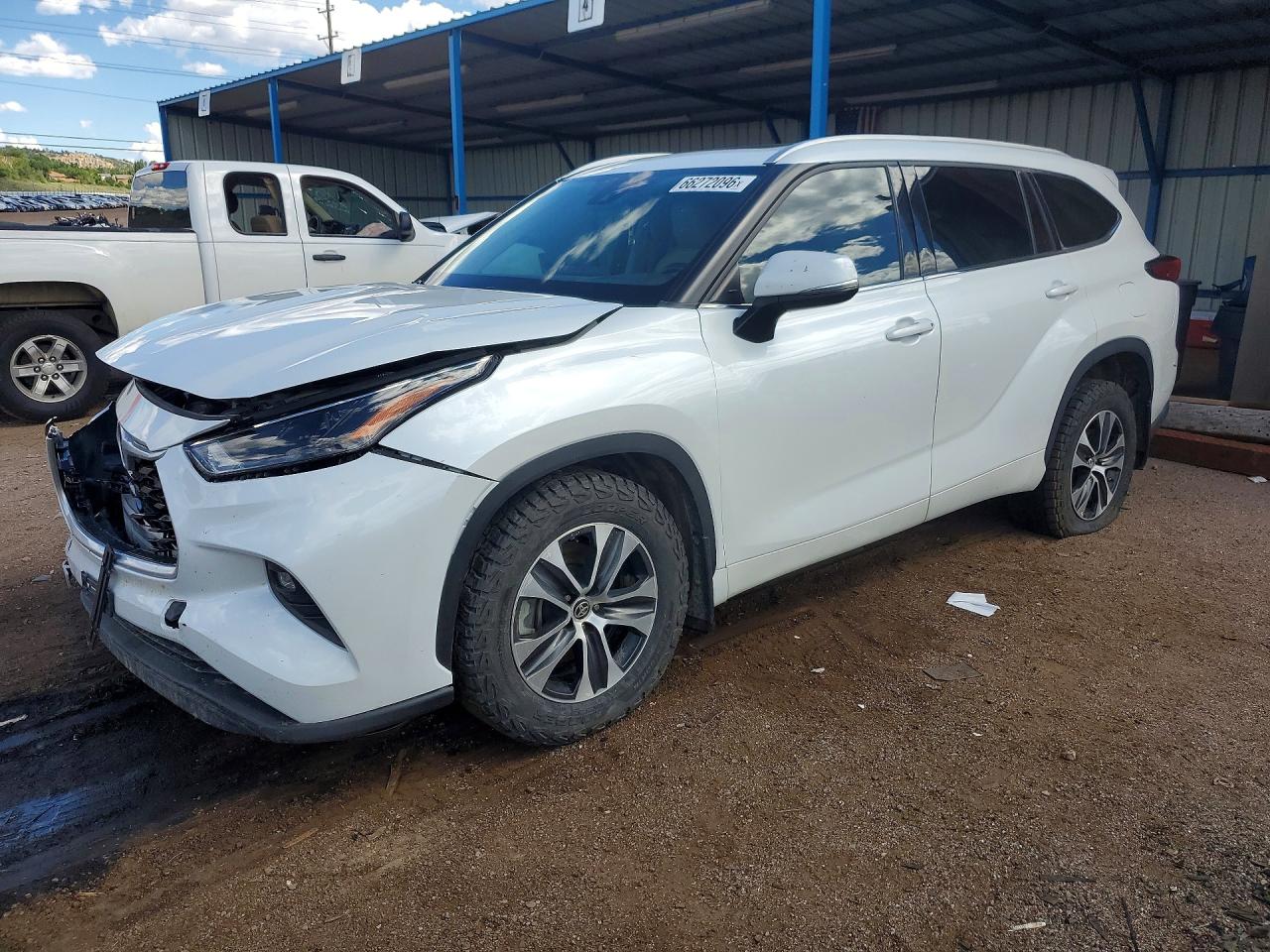 2022 TOYOTA HIGHLANDER
