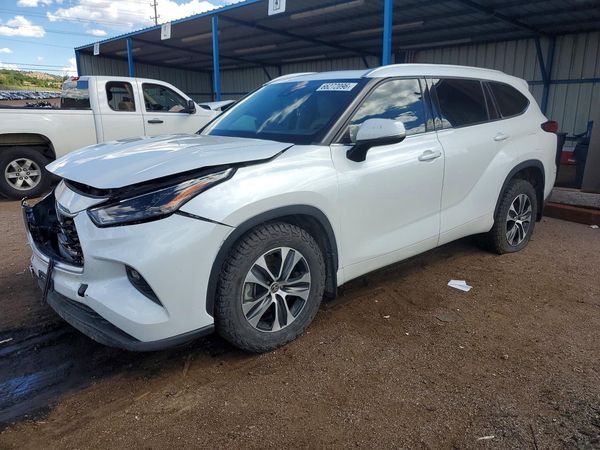 2022 TOYOTA HIGHLANDER