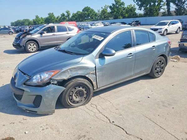 2013 MAZDA 3 I