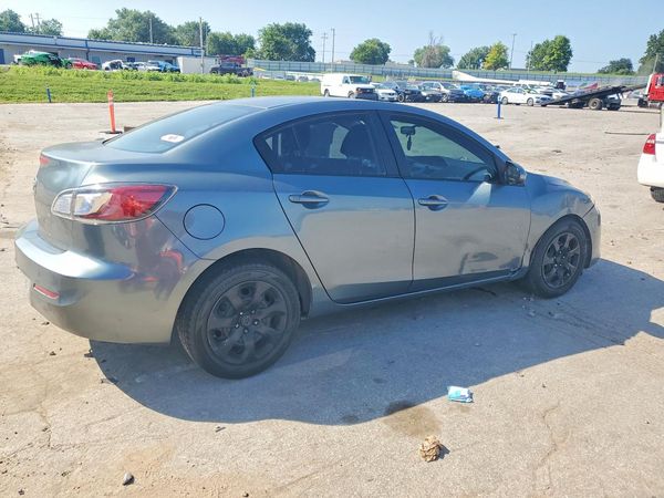 2013 MAZDA 3 I